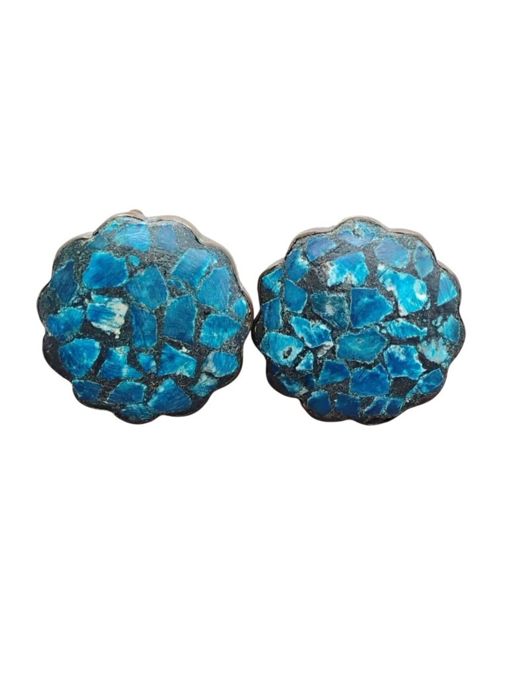 Vtg Inlay Turquoise Mosaic Brass Screw Back Earrings Round Scalloped Edges 7/8"